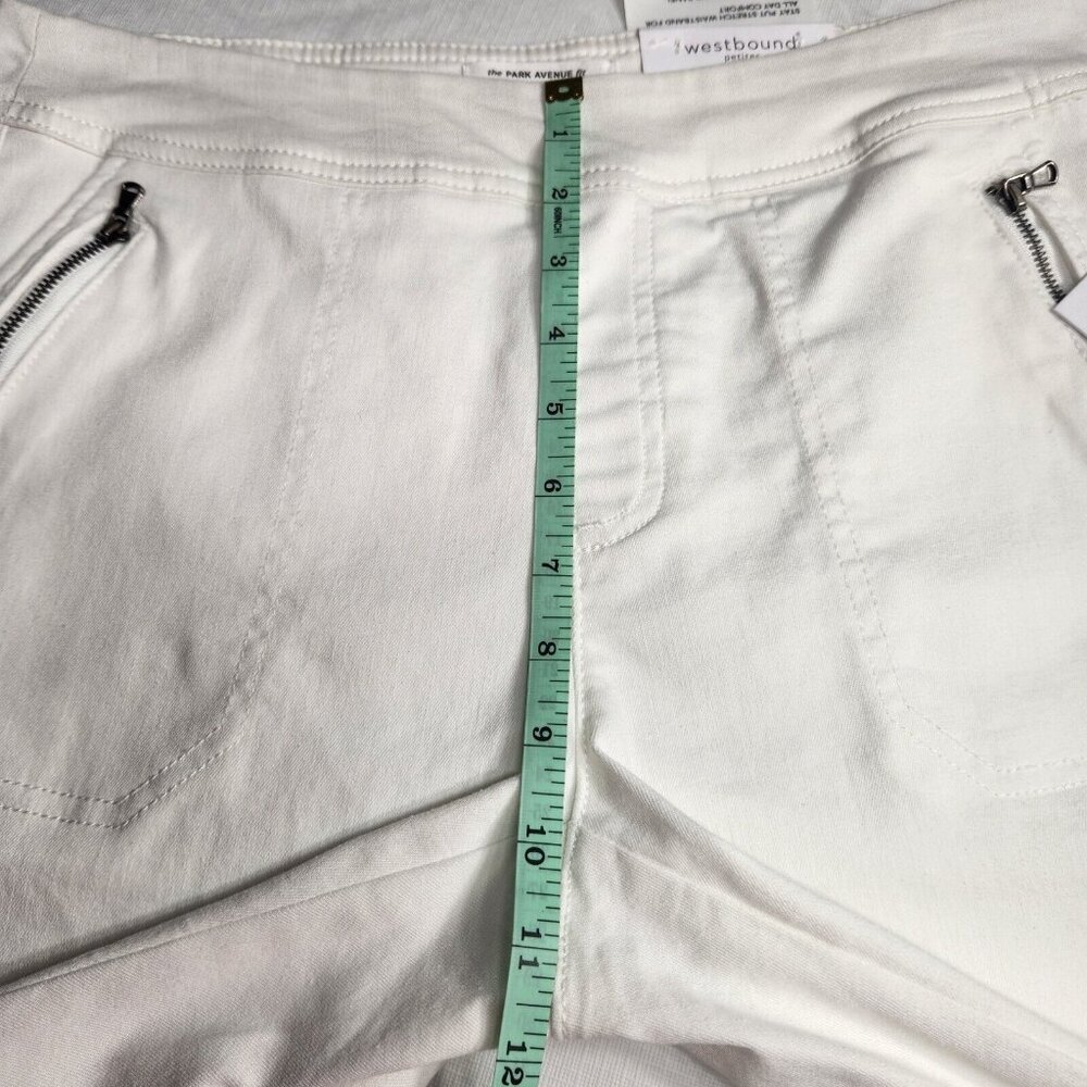 Westbound Park Avenue Womens Size 8 P   Pull On White Shorts Mid-Rise Stretch 22 - Picture 9 of 11